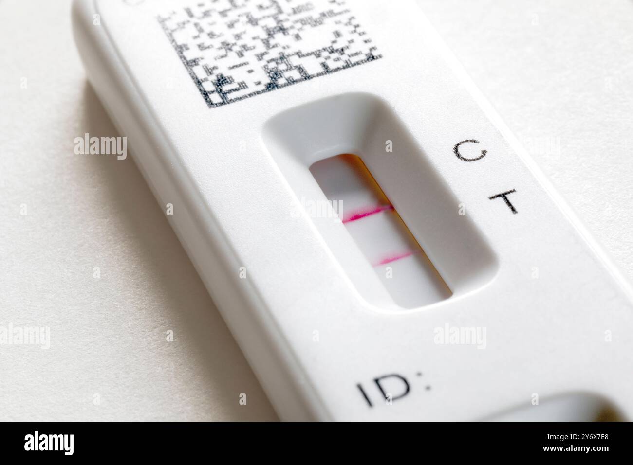 WA26116-02..... WASHINGTON - COVID-19 Antigen Home test. Test positivo. Foto Stock