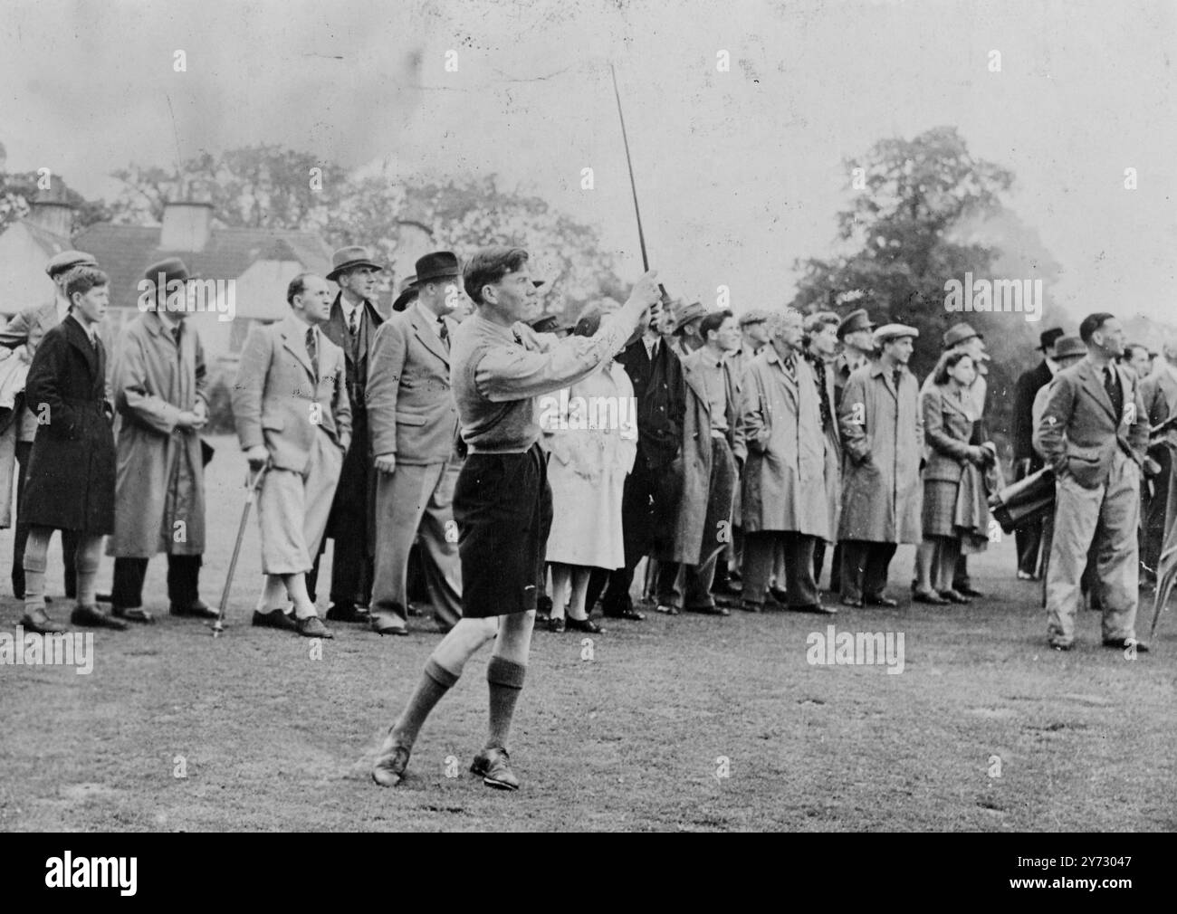 Due ragazzi di 16 anni, Donald Dunstan, della Manchester Central High School e Allan MacGregor, Watson's College, Edimburgo, si sono qualificati per la finale di oggi dei campionati di golf amatoriali ragazzi, oltre 36 buche a Bruntsfield Links, Edimburgo. L'immagine mostra: A.F.D MacGregor. 31 agosto 1946 Foto Stock