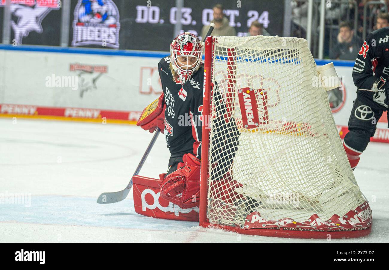 Mirko Pantkowski (Kölner Haie, #30) Koelner Haie - Nuernberg Ice Tigers 27.09.2024, Eishockey, Eishockey Penny DEL, GER, Köln, Lanxess Arena Köln Foto Stock