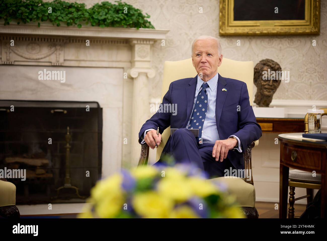 Il presidente dell'Ucraina Volodymyr Zelensky ha incontrato il presidente Joe Biden e il vicepresidente degli Stati Uniti e ha presentato loro il piano di vittoria dell'Ucraina durante la visita alla Casa Bianca. Foto Stock