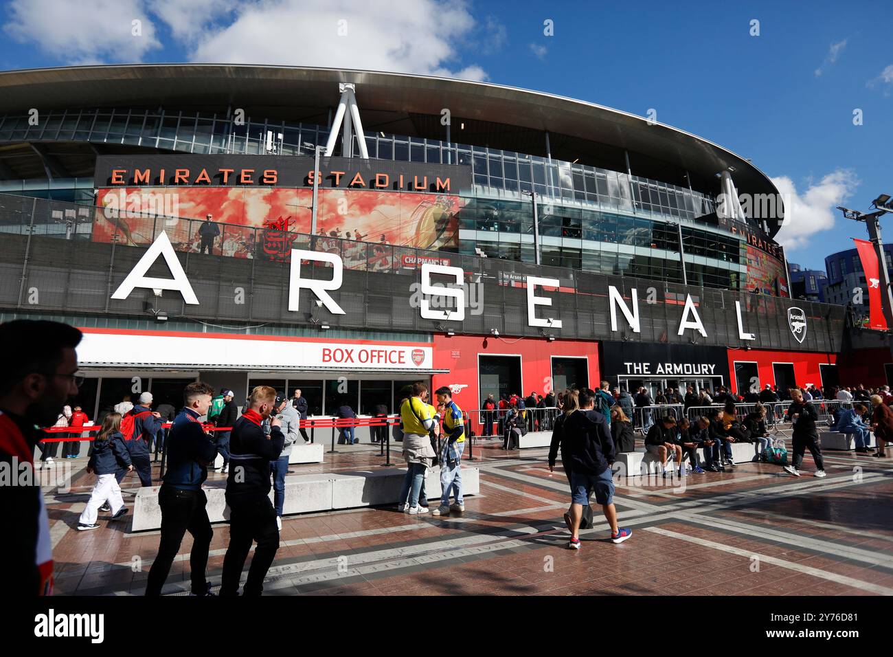 Londra, Regno Unito. 28 settembre 2024. Vista generale all'esterno dello stadio durante la partita di Premier League tra Arsenal FC e Leicester City FC all'Emirates Stadium, Londra, Inghilterra, Regno Unito il 28 settembre 2024 Credit: Every Second Media/Alamy Live News Foto Stock