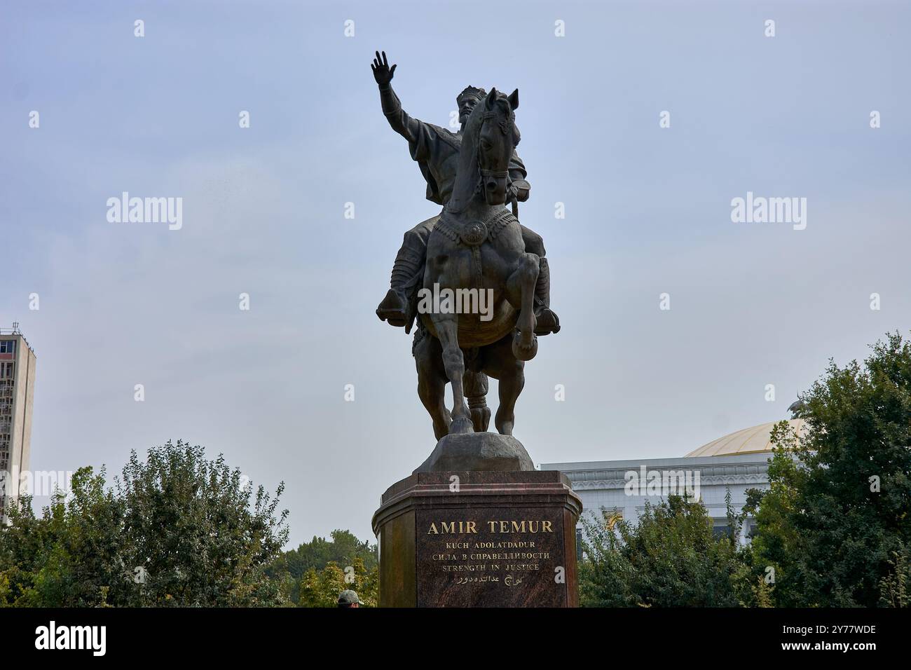 Statua di Amir Timur (Tamerlane, 1336-1405). Egli fu il fondatore di Timurid impero in Asia centrale e divenne il primo sovrano di Timurid dynast Foto Stock