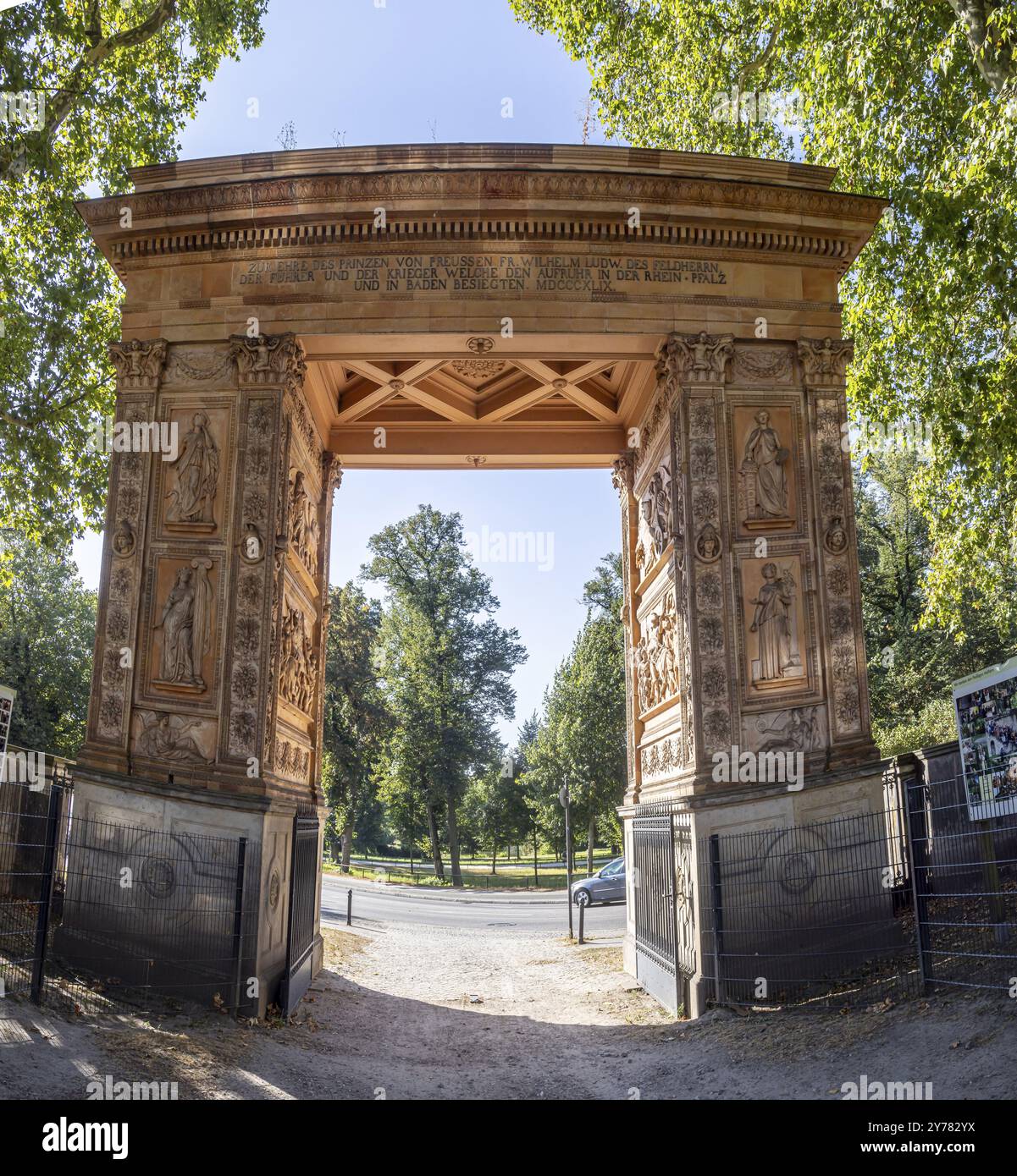 Winzerberg a Potsdam, Palazzo prussiano e Fondazione Giardini Berlino-Brandeburgo. Parte del sito Patrimonio dell'Umanità di Potsdam. Vista sulla città di Potsdam, Bran Foto Stock