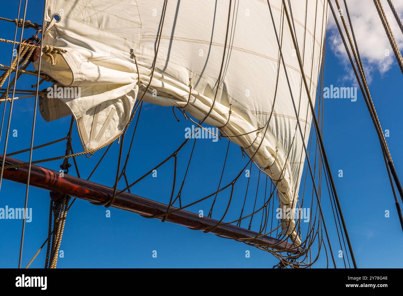 Nave a vela «Weisse Düne» sotto il comando del capitano Jane Bothe. Küstengewässer einschließlich Anteil am Festlandsockel, Meclemburgo-Vorpommern, Germania Foto Stock