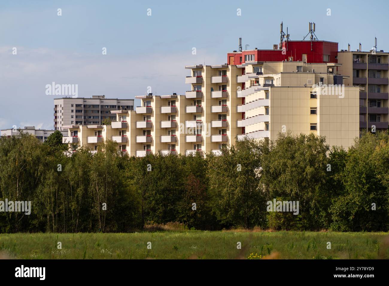 Berlino, Germania 2024: Gropiusstadt è una grande proprietà residenziale costruita da Walter Gropius con 18.500 appartamenti. Foto Stock