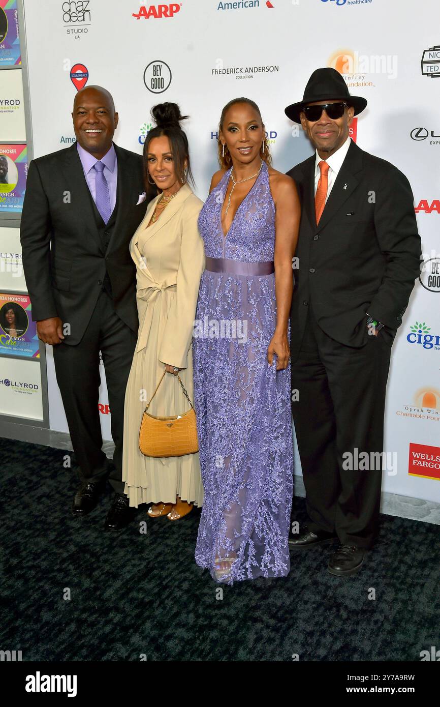 Rodney Peete, Lisa Padilla, Holly Robinson Peete e Jimmy Jam bei der HollyRod Foundation DesignCares Gala im Rolling Greens DTLA. Los Angeles, 28.09.2024 *** Rodney Peete, Lisa Padilla, Holly Robinson Peete e Jimmy Jam alla HollyRod Foundation DesignCares Gala al Rolling Greens DTLA Los Angeles, 28 09 2024 foto:xD.xStarbuckx/xFuturexImagex hollyrod 4971 Foto Stock