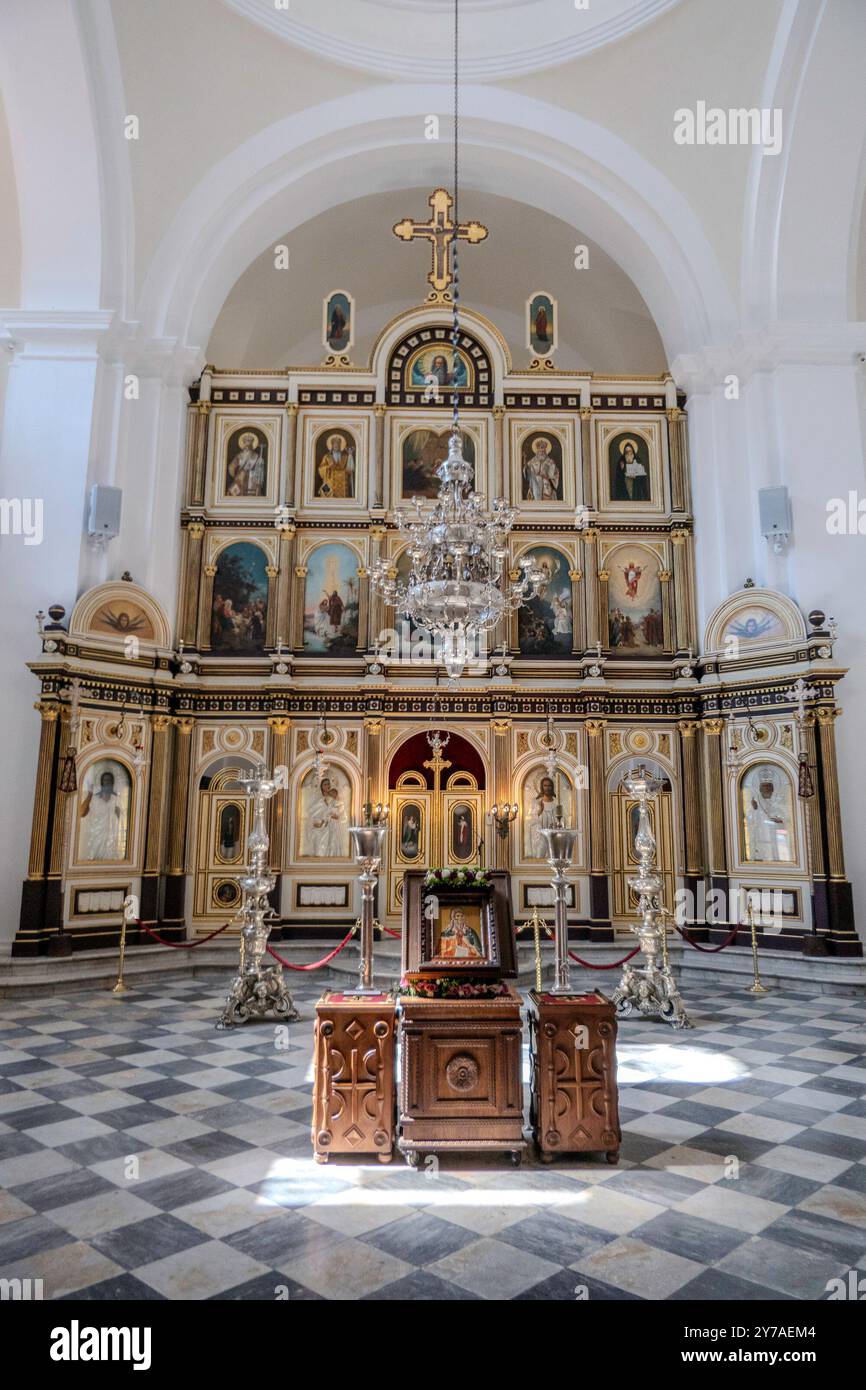 Kotor, Montenegro, 2 agosto 2024. Interno della Chiesa ortodossa di San Nicola Foto Stock