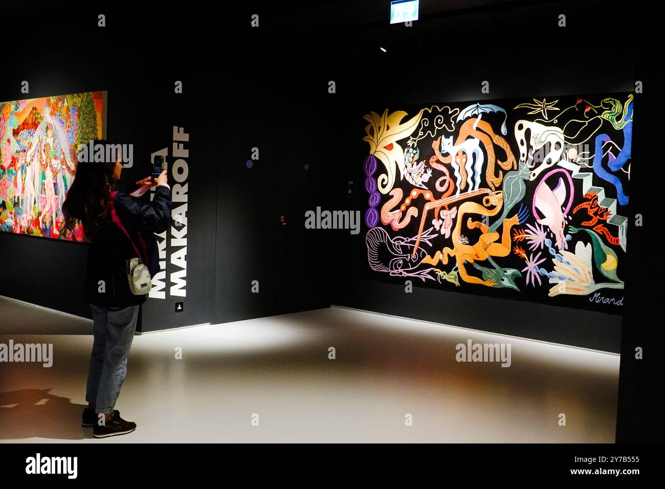 Moco Museum Londra Regno Unito. Tappeto Miranda Makaroff. Foto Stock