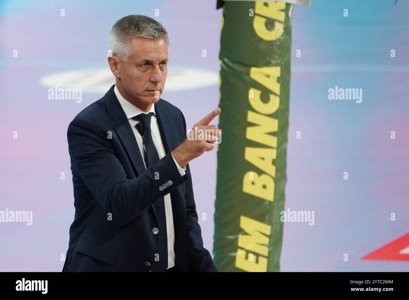 Stoytchev radostin (Â allenatore rana verona) durante Sir Susa Vim Perugia vs Rana Verona, partita di pallavolo di serie A maschile italiana a Perugia, Italia, settembre 29 2024 Foto Stock