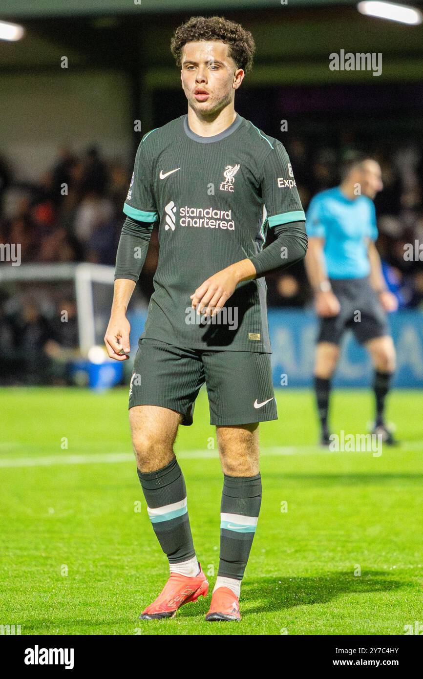 Kieran Morrison aspetta il ballo in Arsenal U21 vs Liverpool U21 27/09/24 Foto Stock