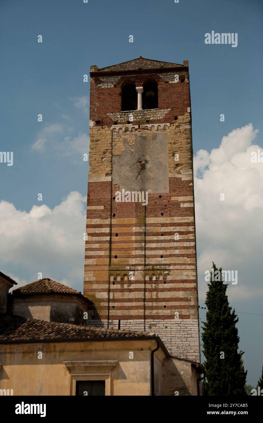 Pieve di San Floriano Martire, San Pietro in Cariano, Provincia di Verona, Valpollicella. Veneto Italia Foto Stock