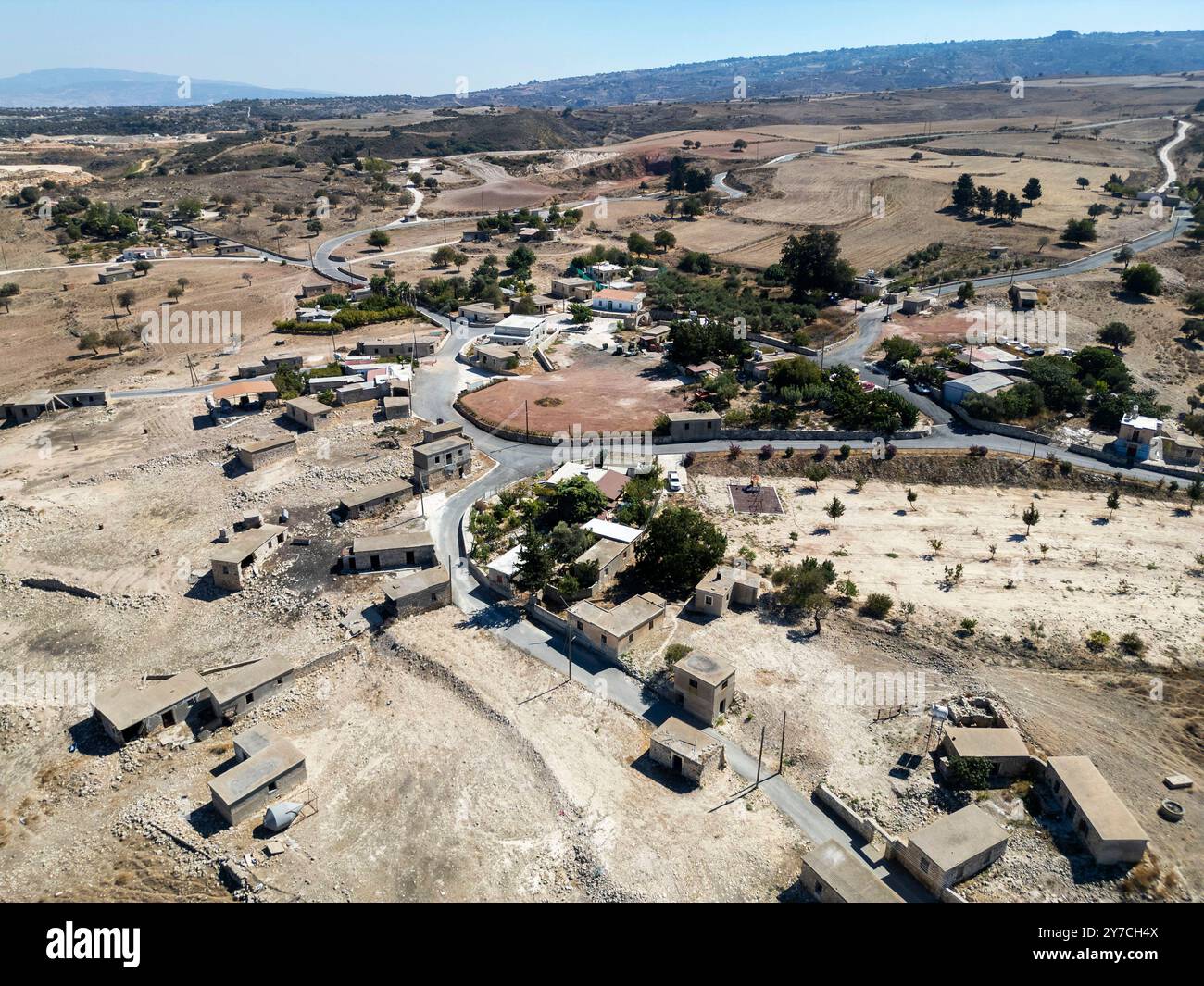 Vista aerea del villaggio Androlikou, distretto di Paphos, Repubblica di Cipro Foto Stock