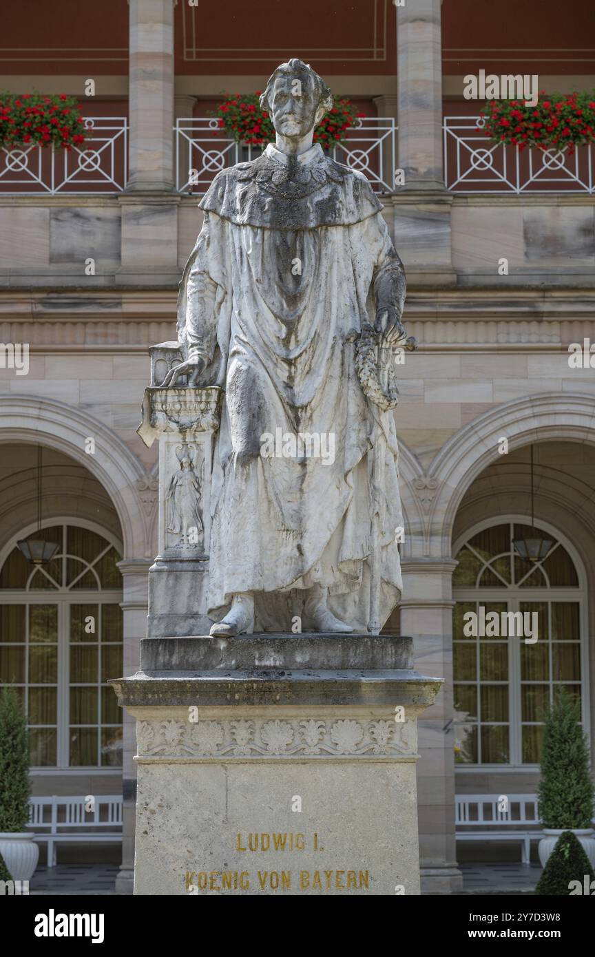 Scultura di Ludovico i, re di Baviera, nel giardino termale delle terme di Kissingen, Bad Kissingen, bassa Franconia, Baviera, Germania, Europa Foto Stock