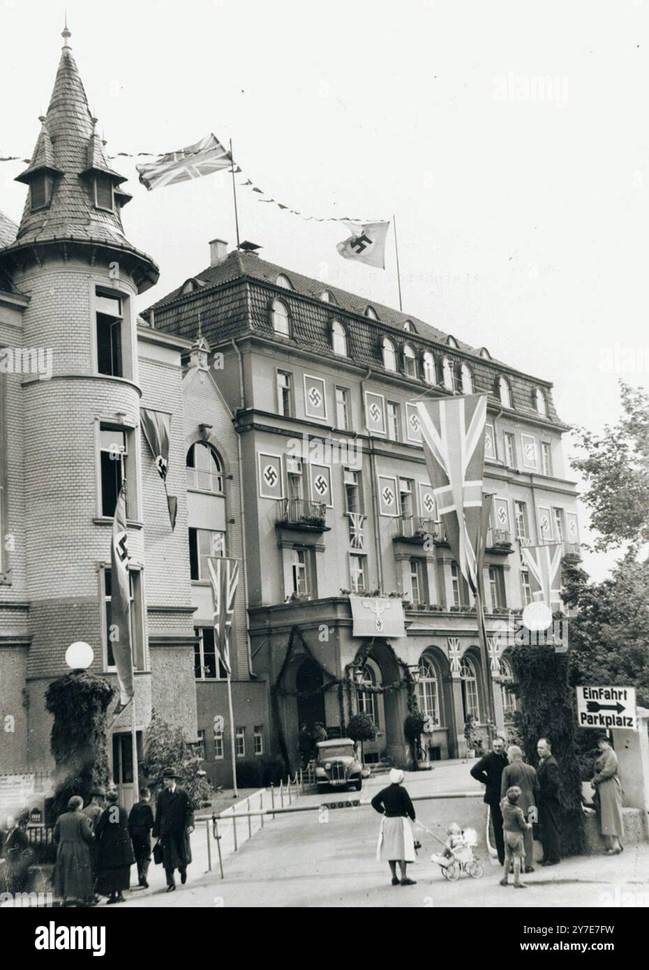 L'Hotel Dreesen a Bad Godesburg dove Adolf Hitler e il primo Ministro britannico Neville Chamberlain terranno il loro secondo incontro per decidere il destino della Cecoslovacchia. Fu qui che Chamberlain cedette alle richieste di Hitler di prendere il controllo dei Sudeti, parte della Cecoslovacchia. Chamberlain tornò a Londra convinto di aver assicurato la pace in Europa. Fu solo quando Hitler iniziò a chiedere il controllo di Danzica (Danzica) in Polonia che Chamberlain capì che Hitler voleva la guerra. Foto Stock