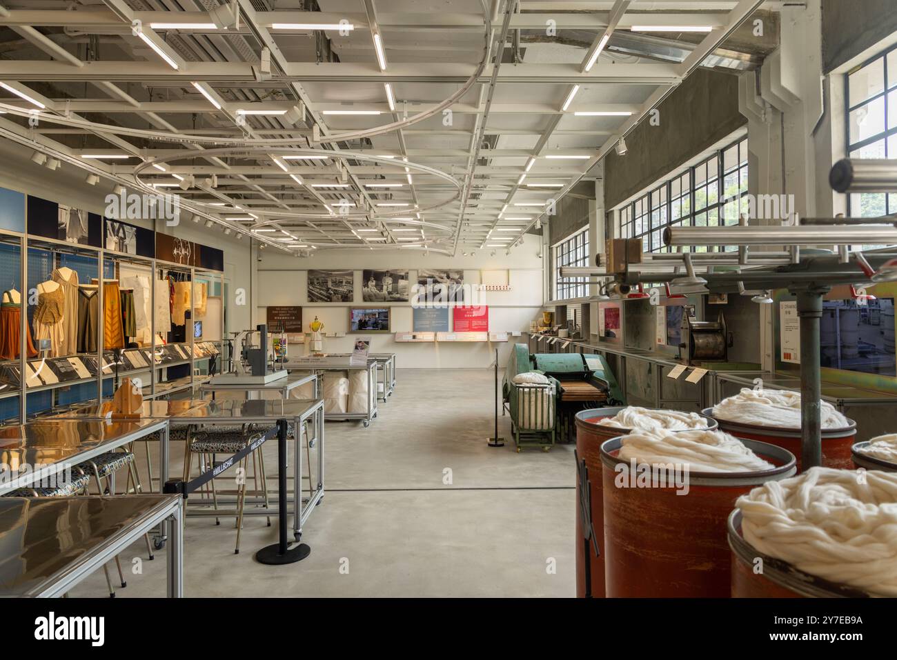 Spazio espositivo al Mills, precedentemente conosciuto come Nang Fung Cotton Mills, situato al numero 45 di Pak Tin Par Street, Chai Wan Kok, Tsuen Wan, Hong Kong Foto Stock