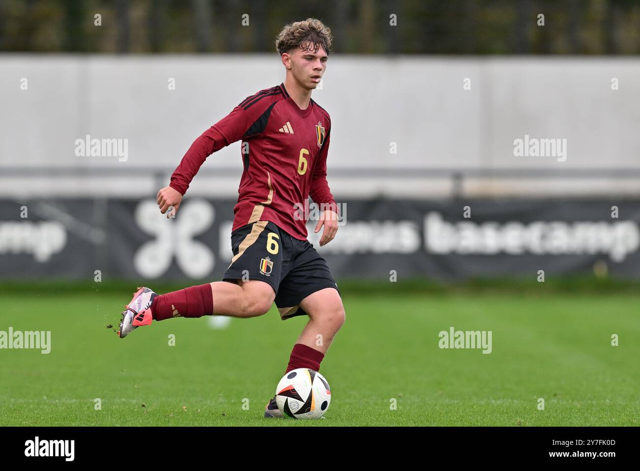 Xavi Deraet (6) del Belgio nella foto di domenica 29 settembre 2024 a Tubize, Belgio, in occasione di una partita amichevole tra le nazionali Under 16 squadre del Belgio e della repubblica d'Irlanda. FOTO SPORTPIX | David Catry Foto Stock