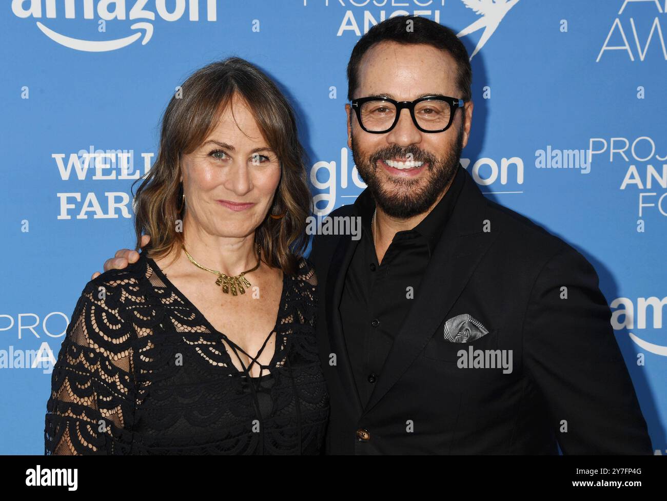 LOS ANGELES, CALIFORNIA - SETTEMBRE 28: (L-R) Shira Piven e Jeremy Piven partecipano al Project Angel Food Angel Awards Gala 35th Anniversary Event al M Foto Stock