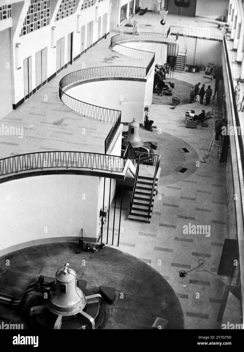 LAGO E CENTRALE ELETTRICA SISTEMA IDRICO IVLOVGRAD A RODOPI, BULGARIA - SALA TURBINE; 16 DICEMBRE 1964 Foto Stock