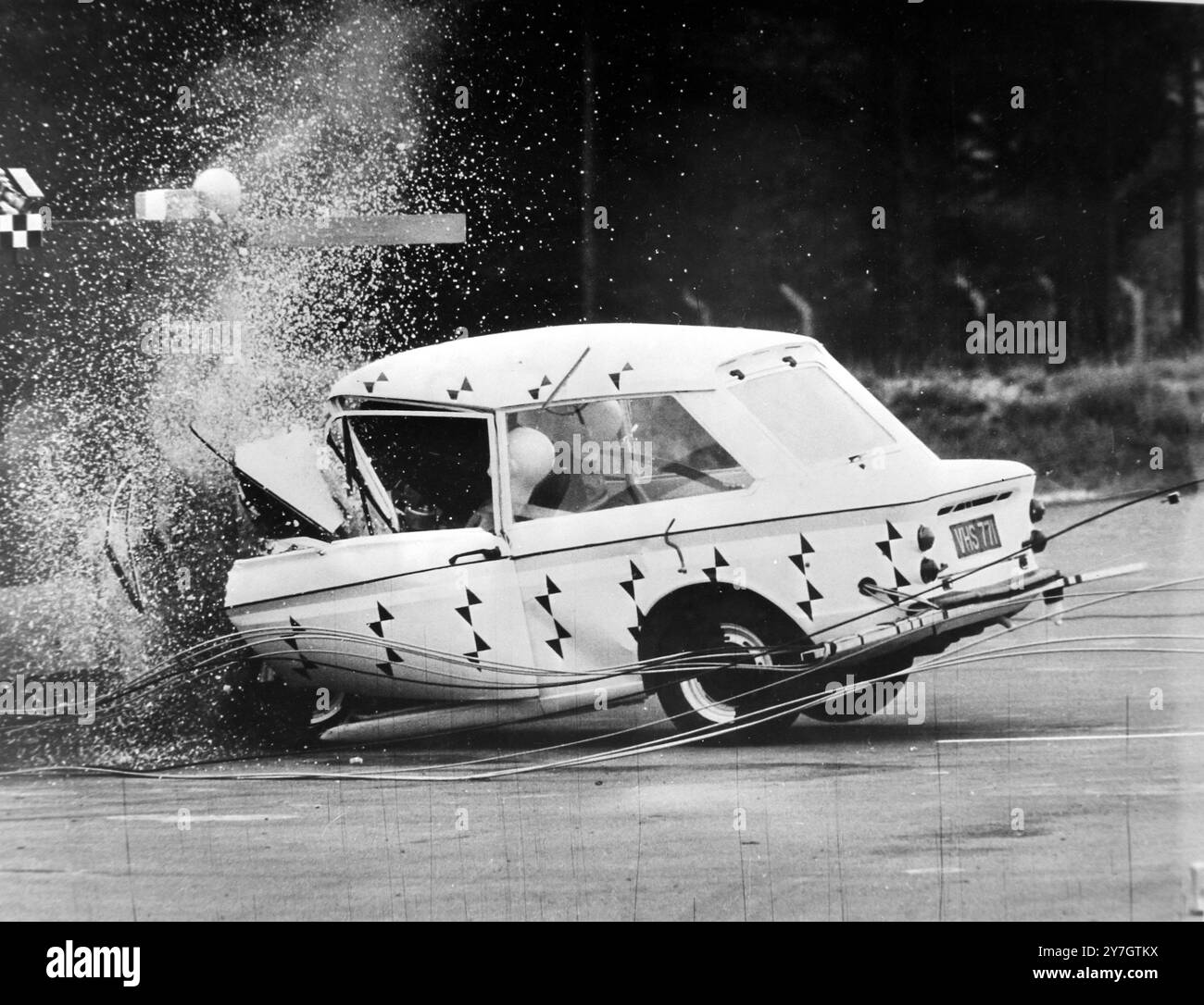 MANICHINI PER INCIDENTI STRADALI UTILIZZATI NEI TEST; 21 SETTEMBRE 1964 Foto Stock