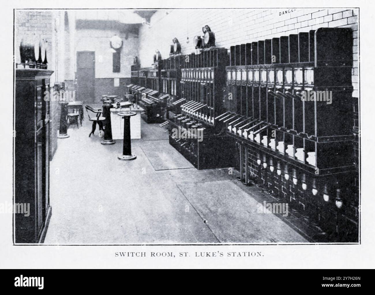 Switch room, stazione di St. Luke dall'articolo della rivista Engineering dedicato al progresso industriale volume XX 1900 - 1901 The Engineering Magazine Co Foto Stock