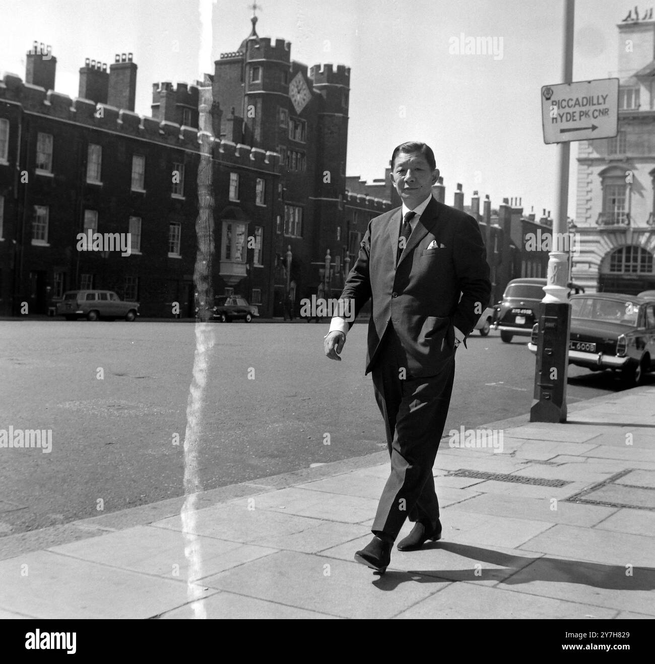 WOO K T CAMERA DI COMMERCIO DI HONG KONG A LONDRA / ; 30 LUGLIO 1964 Foto Stock