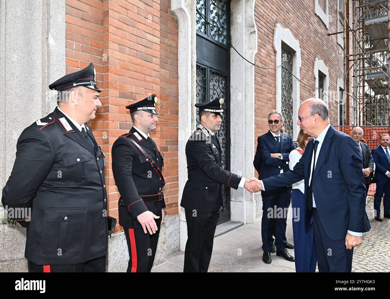 Gorla minore va Giuseppe Valditara dell'Educazione visita il Collegio rotondi per celebrare il 425° anniversario della sua fondazione. Nella foto: Giuseppe Valditara dell'Educazione visita il Collegio rotondi Foto Stock