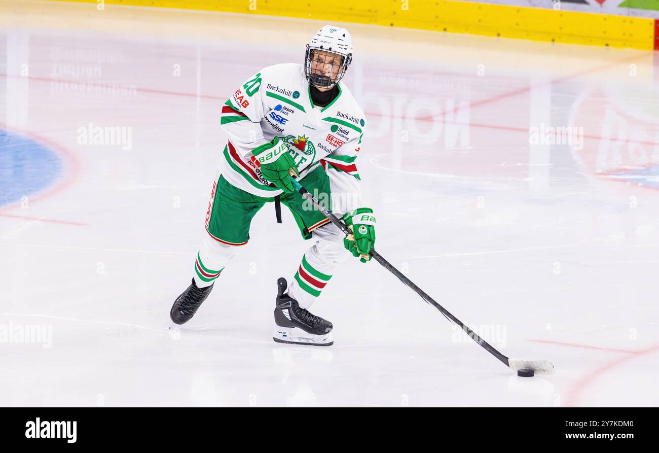 Zurigo, Svizzera, 17 agosto 2024: N. 20 Felix Svensson, difensore Rögle U18 Team. (Foto di Andreas Haas/dieBildmanufaktur) Foto Stock