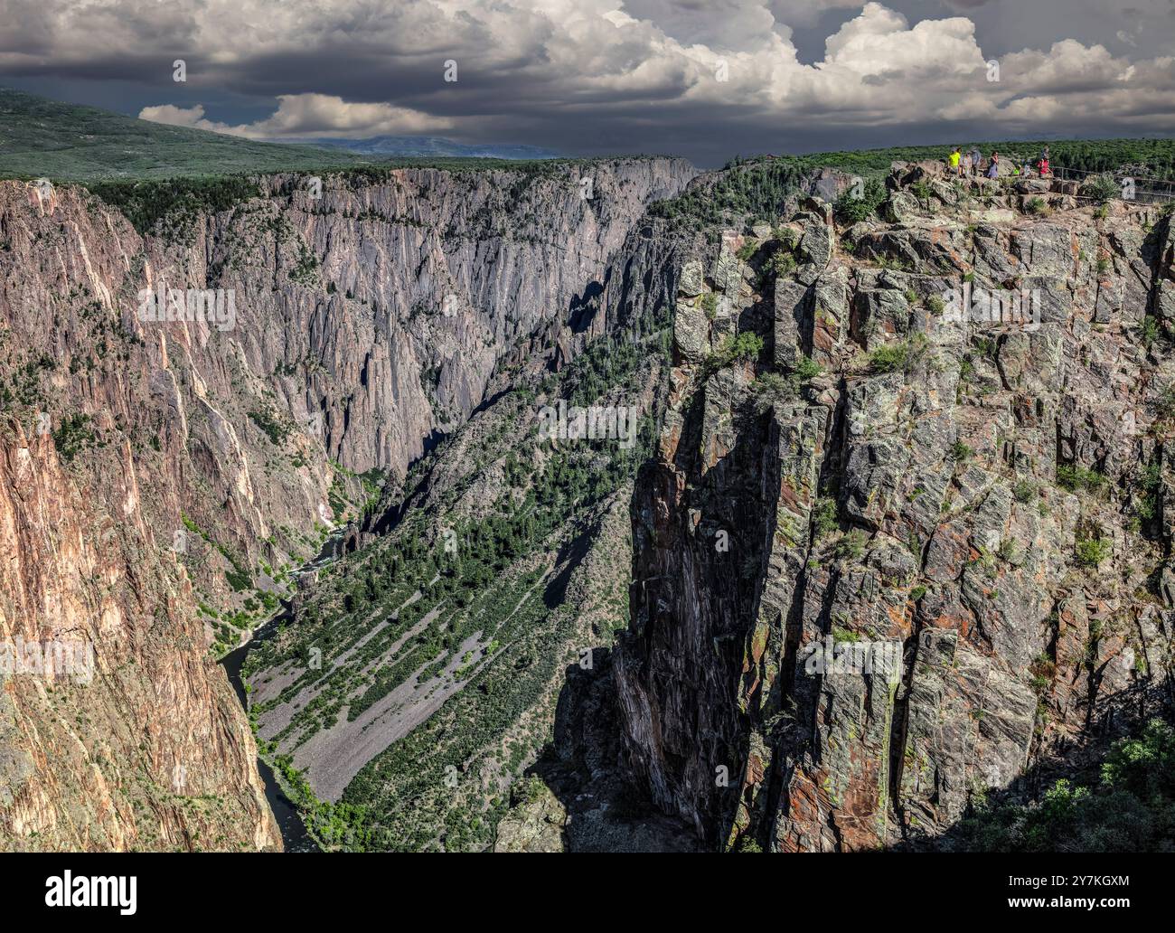 I visitatori al Black Canyon del Gunnison, Colorado Foto Stock