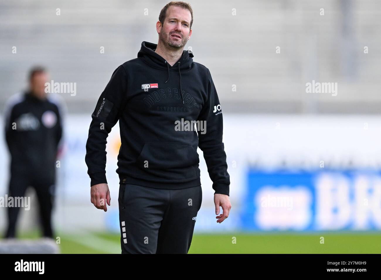 3) Liga - SV Wehen Wiesbaden - VfL Osnabrück AM 28.09.2024 in der BRITA-Arena a Wiesbaden Trainer Pit Reimers (Osnabrueck) foto: Osnapix Foto Stock