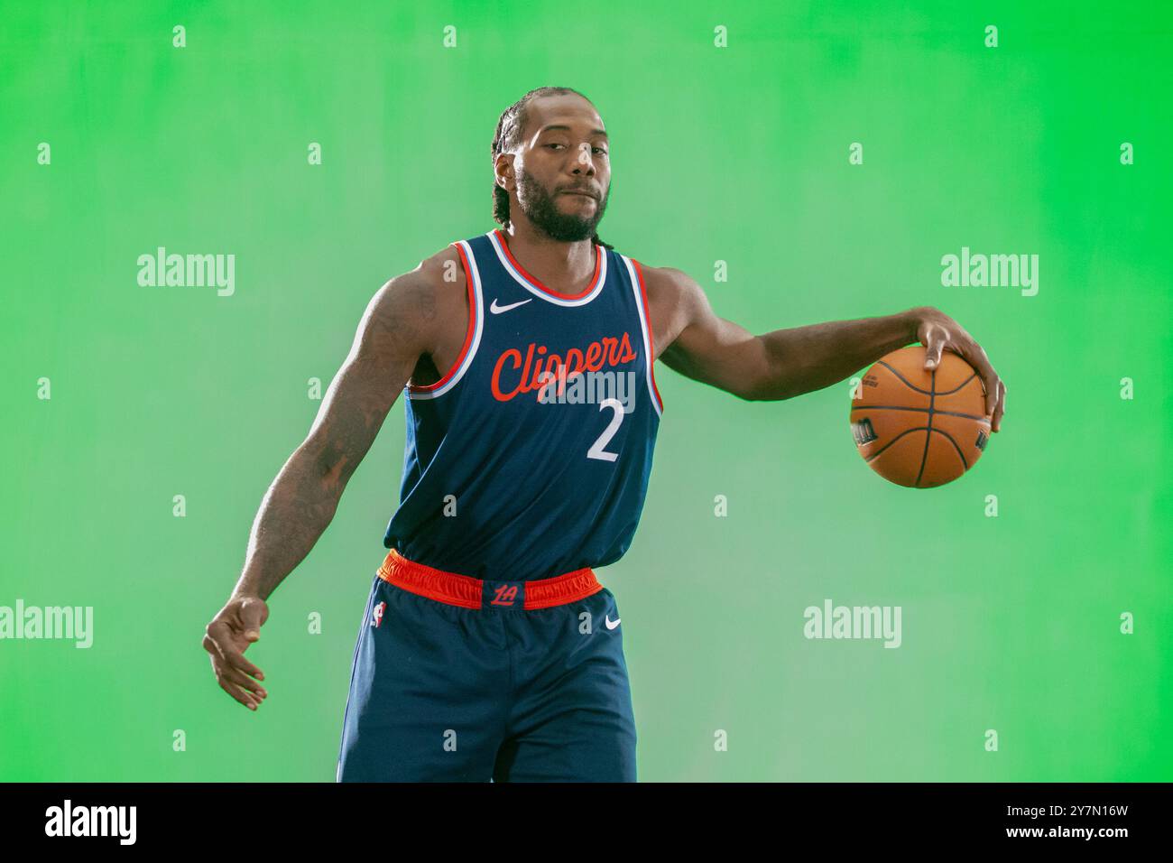 Los Angeles, Stati Uniti. 30 settembre 2024. Kawhi Leonard n. 2 dei Los Angeles Clippers partecipa al Media Day di LA Clippers all'Intuit Dome. Credito: SOPA Images Limited/Alamy Live News Foto Stock