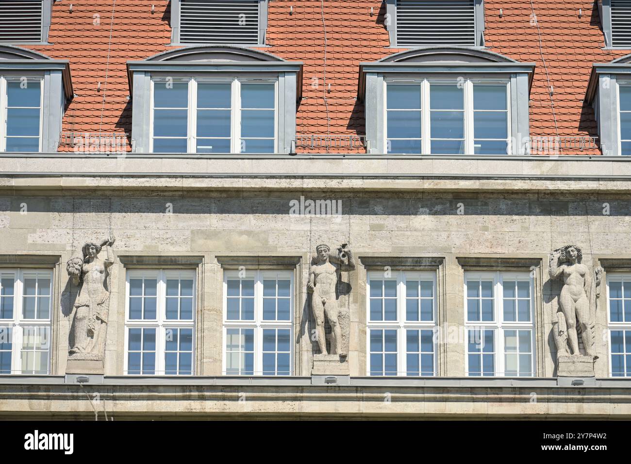 Zollernhof, Second German Television ZDF Capital Studio, Unter den Linden, Mitte, Berlino, Germania, Zweites Deutsches Fernsehen ZDF Hauptstadtstudio, D Foto Stock