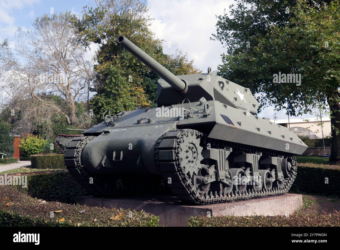 Un cacciacarri americano M10, in mostra nei terreni del Memorial Museum of the Battle of Normandy, Bayeux, Francia Foto Stock