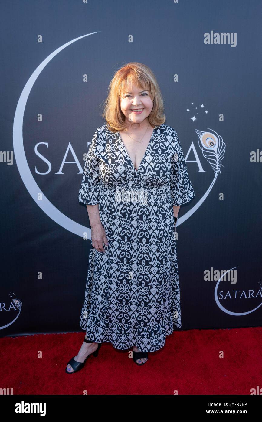 Burbank, Stati Uniti. 30 settembre 2024. L'attrice Patrika Darbo partecipa al SATARA Wellness Grand Opening Celebration ufficiale presso SATARA-House of Mystical Wellness, Los Angeles, CA, 30 settembre 2024 Credit: Eugene Powers/Alamy Live News Foto Stock