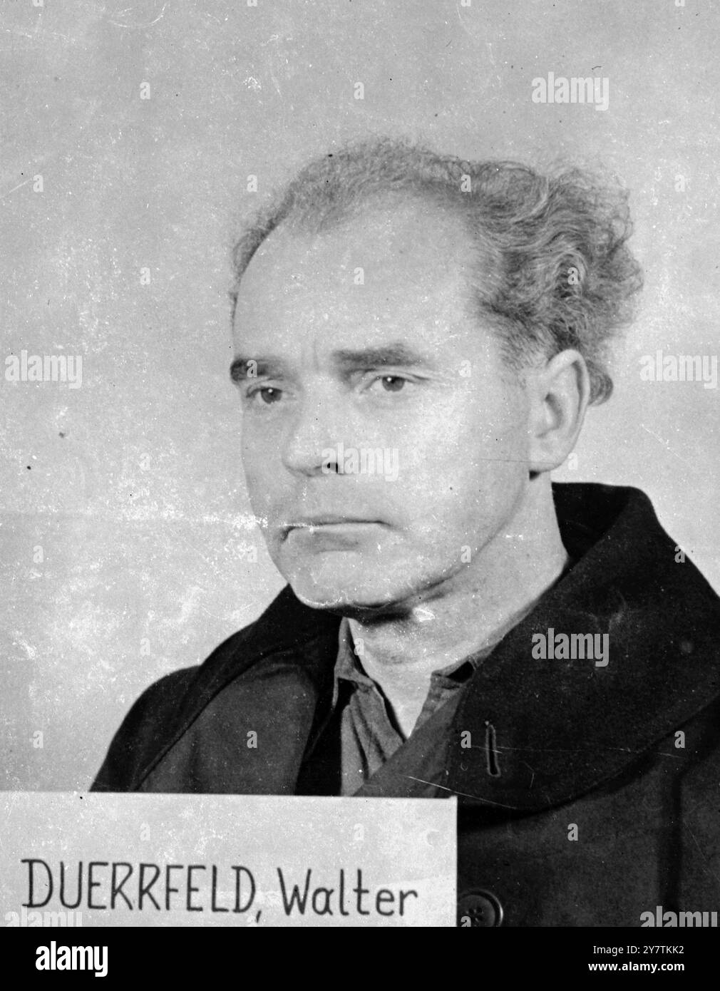 Walter Duerrfeld in attesa di processo al processo NurembergIG Farben 1947 Foto Stock