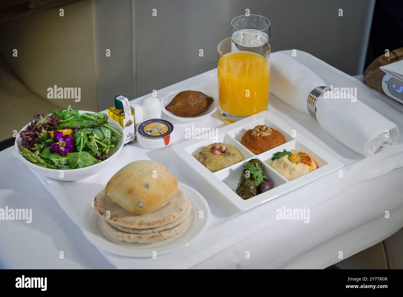 Antipasto, cibo, business class, Emirates Airbus A380, Vorspeise, Essen, Business Class Foto Stock