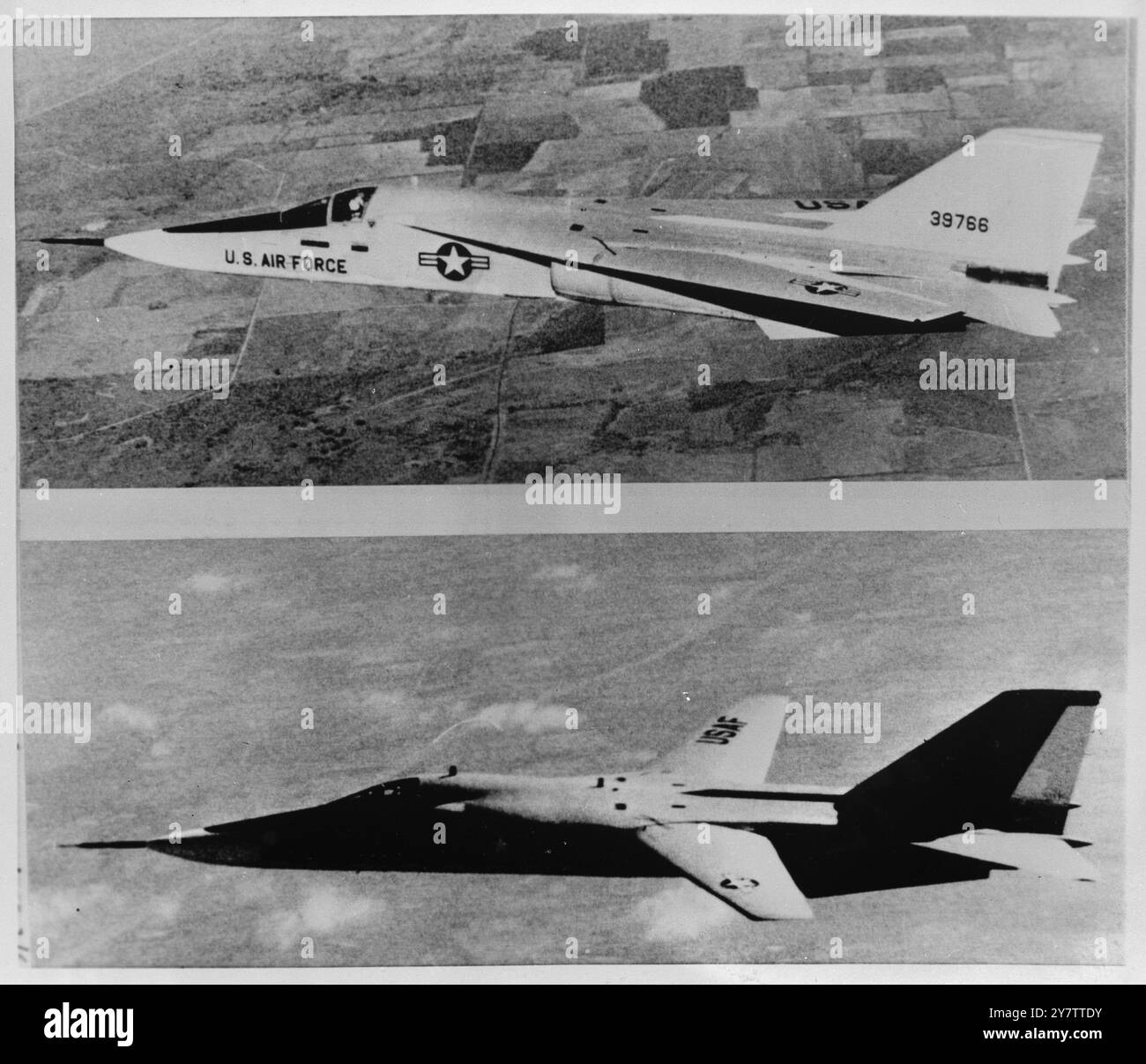 491161 F-111A MOSTRA LA SUA FLESSIBILITÀ FORT WORTH, TEXAS: L'F-111A (PRECEDENTEMENTE TFX), LO UNITED STATES FIGHTER-BOMBER, MOSTRA LA FLESSIBILITÀ DELLE SUE ALI DI VOLO VARIABILI DURANTE UN VOLO DI PROVA DI 20 MINUTI - IL SUO SECONDO - A FORT WORTH, TEXAS, IERI. NELLA PARTE SUPERIORE, LE ALI VENGONO RIPIEGATE PER UN VOLO SUPERSONICO. E IN FONDO, ESTESO PER UN VOLO LENTO. R.. L . JOHNSON, CAPO PILOTA COLLAUDATORE, E VAL PRAHL, CO-PILOTA, HANNO VOLATO L'AEREO SOLO A 460 M.P.H E AD UN'ALTEZZA MASSIMA DI 27.000FT IERI. HANNO DETTO CHE L'AEREO SI E' COMPORTATO BENISSIMO. 7 GENNAIO 1965 Foto Stock