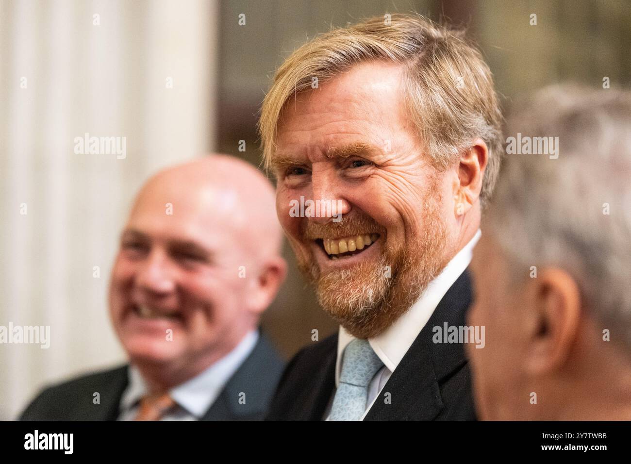 AMSTERDAM - Re Willem-Alexander durante il ricevimento dei partecipanti al 35° Congresso planetario ASE al Palazzo reale di Amsterdam. L'Association of Space Explorers (ASE) è un'associazione di oltre quattrocento astronauti provenienti da 38 paesi diversi. ANP EVA PLEVIER netherlands Out - belgio Out Foto Stock