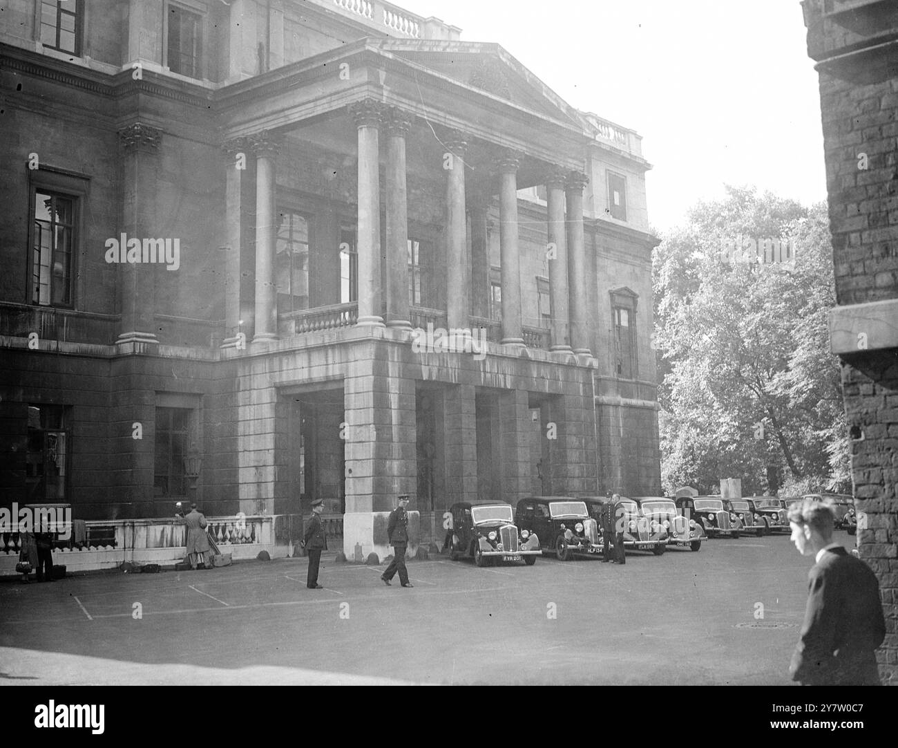 DOVE SI SVOLGE LA CONFERENZA SULLA PALESTINA alla presenza di rappresentanti dei paesi sevon della Lega araba, la conferenza sulla Palestina è stata aperta dal primo ministro Clement Attlee a Lancaster House, St James' Londra. La Conferenza discuterà il piano britannico per una Palestina federale, e il problema della Palestina in generale. Gli arabi palestinesi si erano rifiutati di partecipare alla Conferenza perché l'invito era stato esteso al Mufti di Gerusalemme, Haj Amin el Husseini, l'Agenzia ebraica era ancora indecisa sull'invio di rappresentanti. Spettacoli fotografici: Lancaster House, scena di St James della Palestina Foto Stock