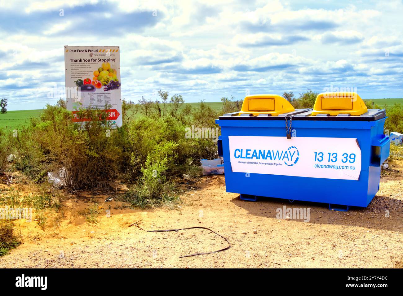 Contenitore per lo smaltimento della quarantena di frutta e verdura, Victoria, Australia Foto Stock