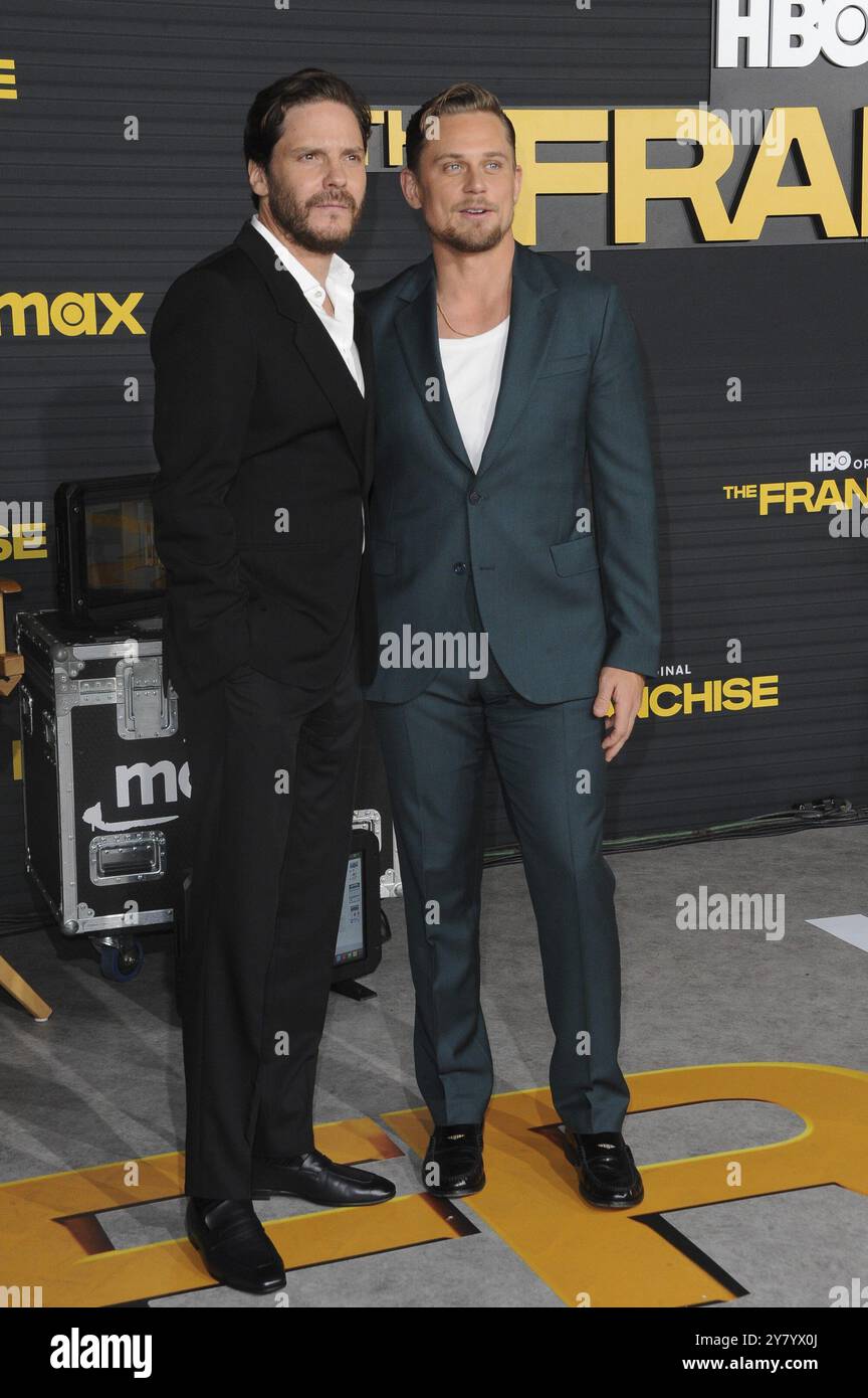 CA. 1 ottobre 2024. Daniel Brühl, Billy Magnussen agli arrivi della SERIE Premiere, Paramount Theater, Los Angeles, CA, 1° ottobre, 2024. crediti: Elizabeth Goodenough/Everett Collection/Alamy Live News Foto Stock