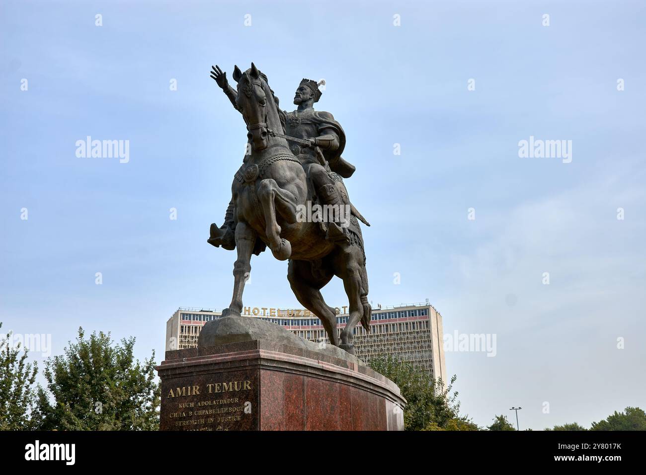 Statua di Amir Timur (Tamerlane, 1336-1405). Egli fu il fondatore di Timurid impero in Asia centrale e divenne il primo sovrano di Timurid dynast Foto Stock