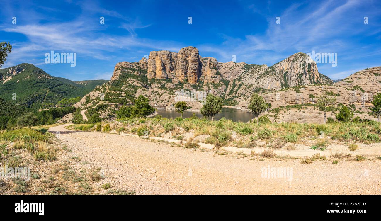 Bacino idrico di Mallos de Ligüerri e Vadiello, Sierra e Canyon del Parco naturale di Guara, Huesca, comunità Aragona, Spagna Foto Stock