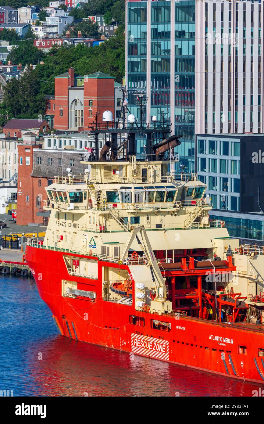 Nave di rifornimento per piattaforme petrolifere, St. John's, Terranova, Canada Foto Stock