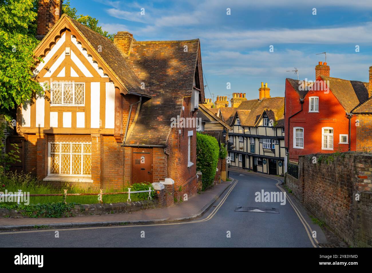 Case a High St, Aylesford, Kent a Sunset Foto Stock