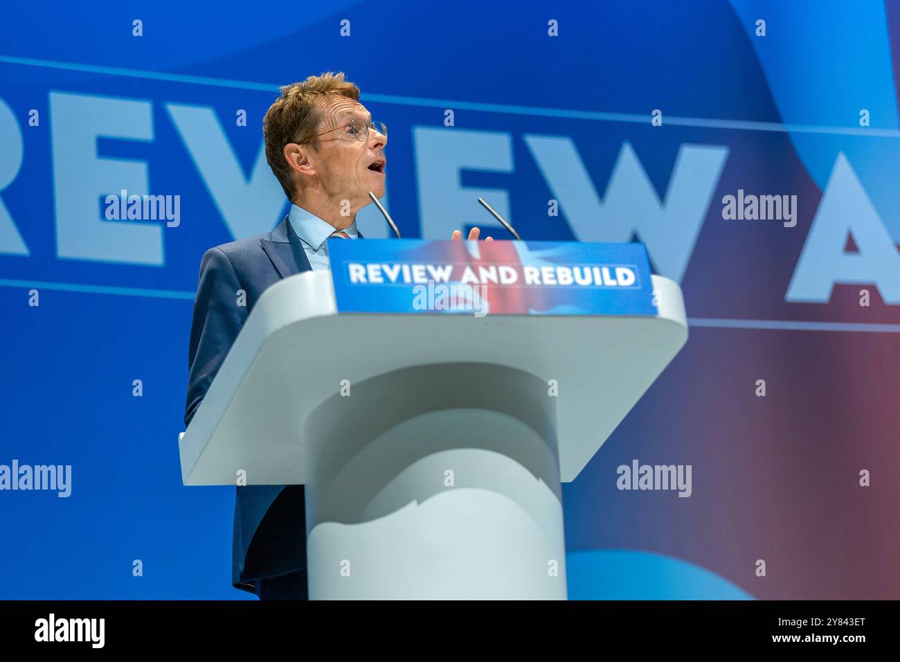 International Convention Centre, Birmingham, Regno Unito. Domenica 29 settembre 2024. Il primo giorno della Conferenza del Partito Conservatore. Nella foto Andy Street sta affrontando la conferenza. Foto Stock