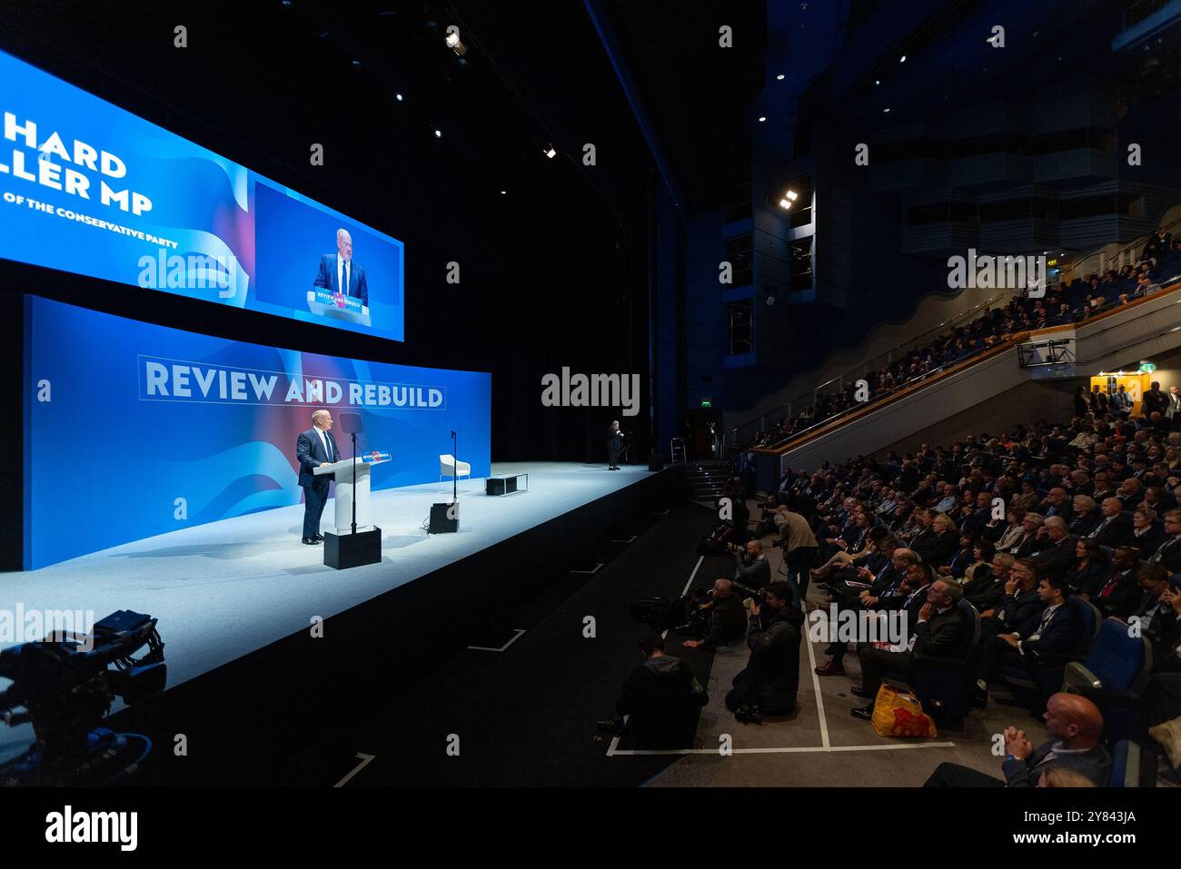 International Convention Centre, Birmingham, Regno Unito. Domenica 29 settembre 2024. Il primo giorno della Conferenza del Partito Conservatore. Richard Fuller deputato il presidente del partito conservatore si rivolge alla conferenza. Foto Stock