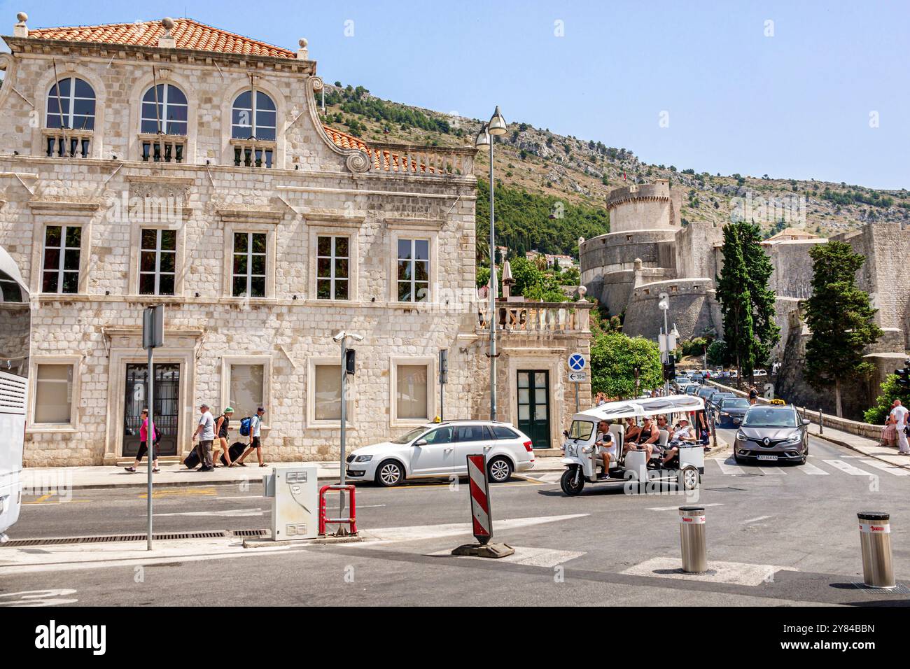Dubrovnik Croazia, città vecchia, via Brsalje, ex Museo del vino, ingresso esterno, Balcani croati Europa europea, i visitatori viaggiano per Foto Stock
