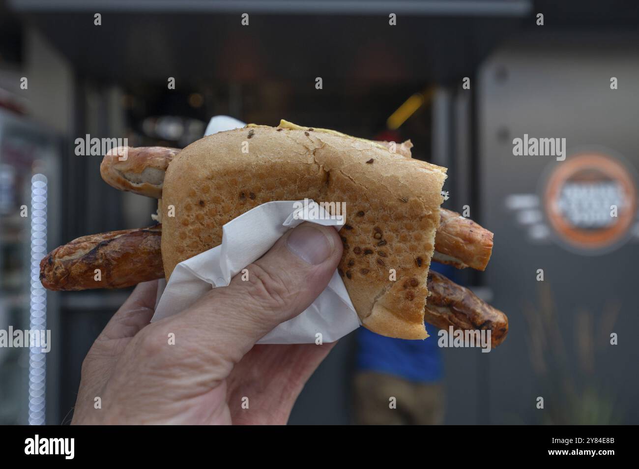 Salsicce di Kulmbach in rotolo, Kulmbach, alta Franconia, Baviera, Germania, Europa Foto Stock