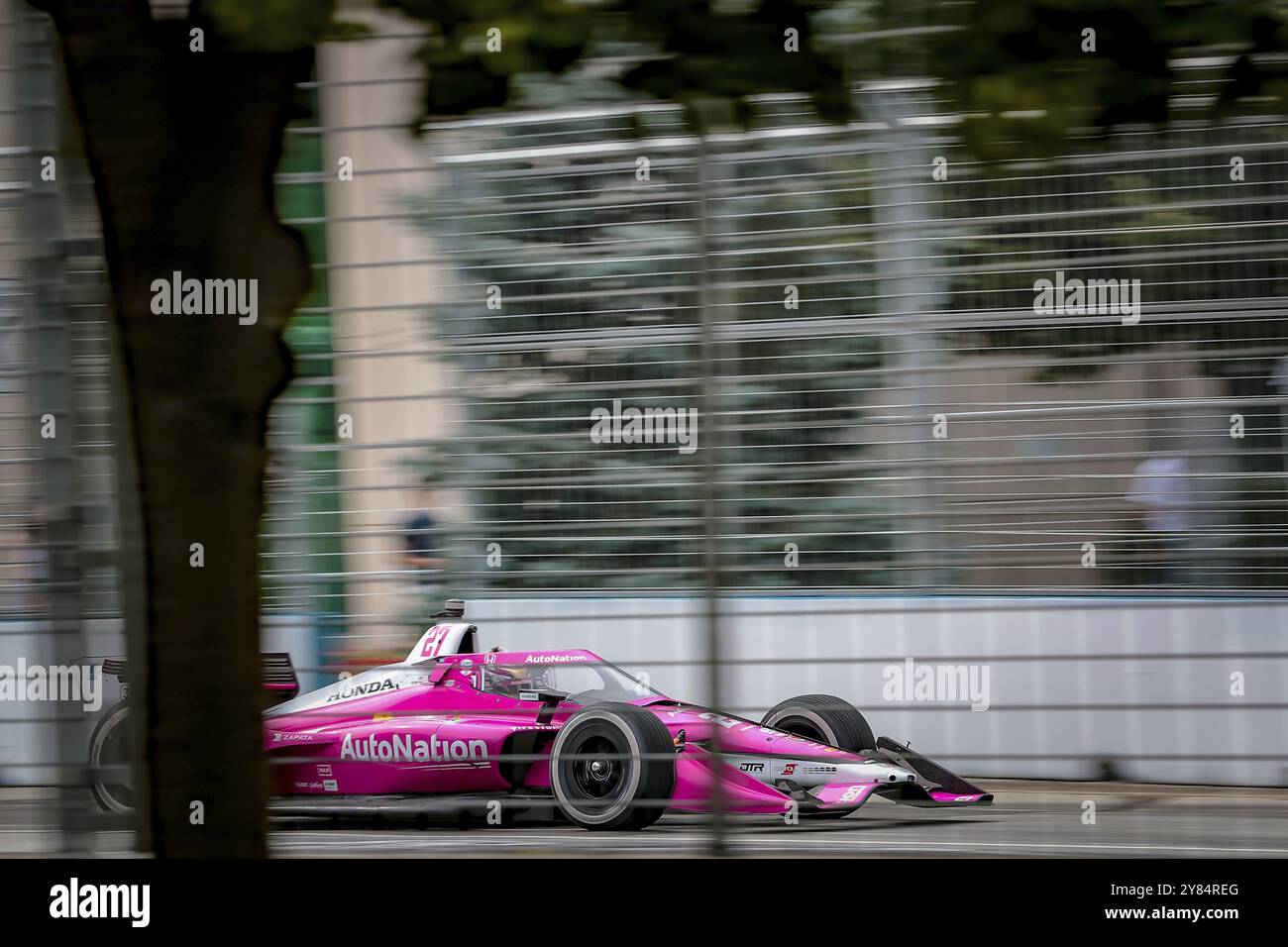 KYLE KIRKWOOD (27) di Jupiter, Florida corre per le strade durante l'Honda Indy Toronto a Toronto, ON, CAN Foto Stock