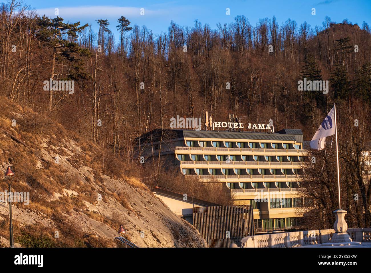 Hotel Jama, all'interno di Park Postojnska Jama. Slovenia Foto Stock